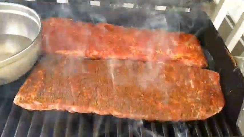 How to Smoke on a Gas Grill   Spare Ribs, Butt Roast, Beef Ribs, Prime Rib Roast