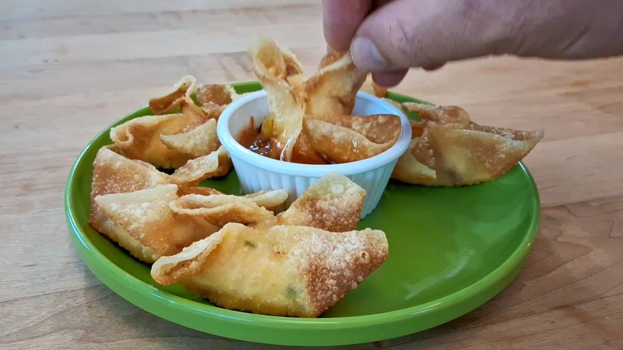 Crab Rangoon   Fried Wontons with Cream Cheese & Crab Meat
