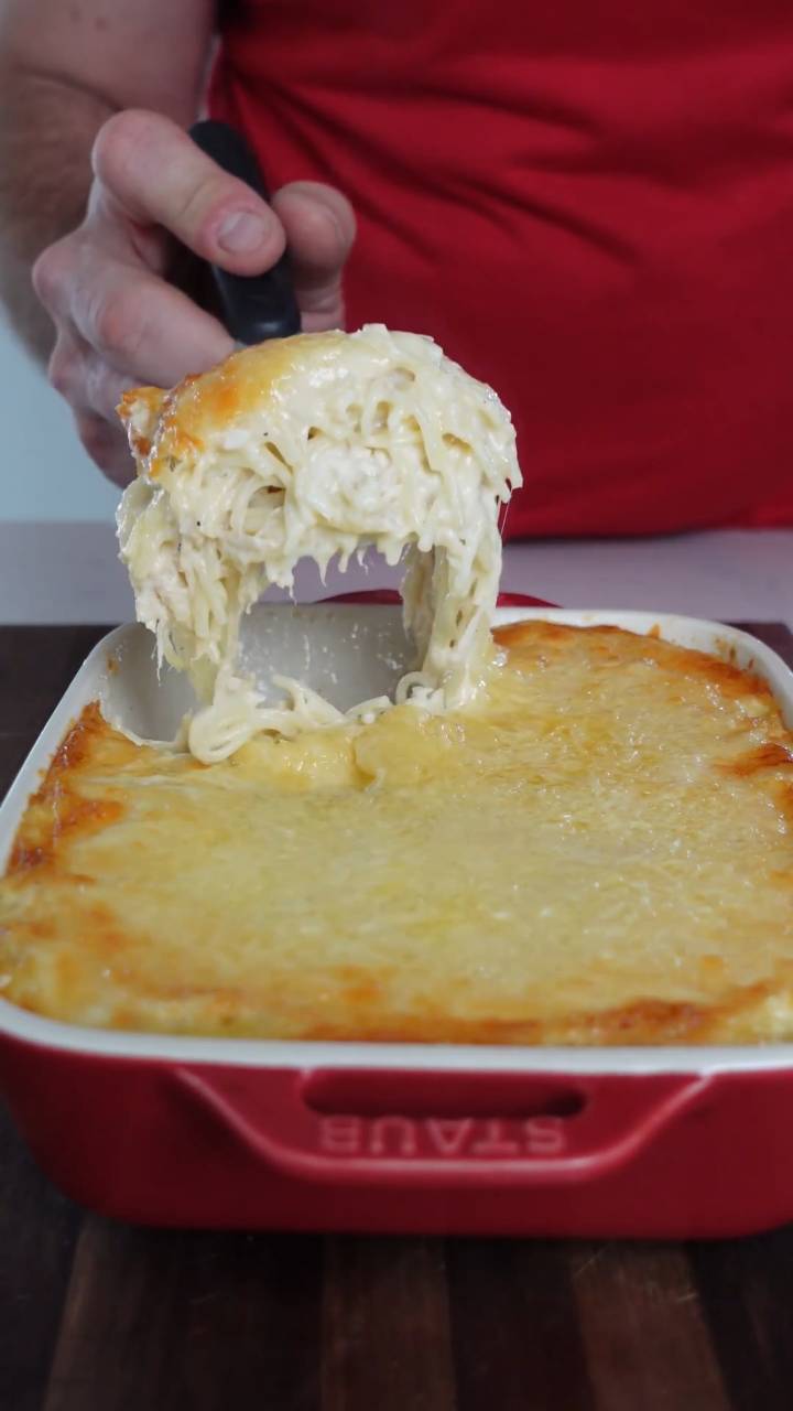 Easy chicken tetrazzini casserole _ Comfort food for dinner