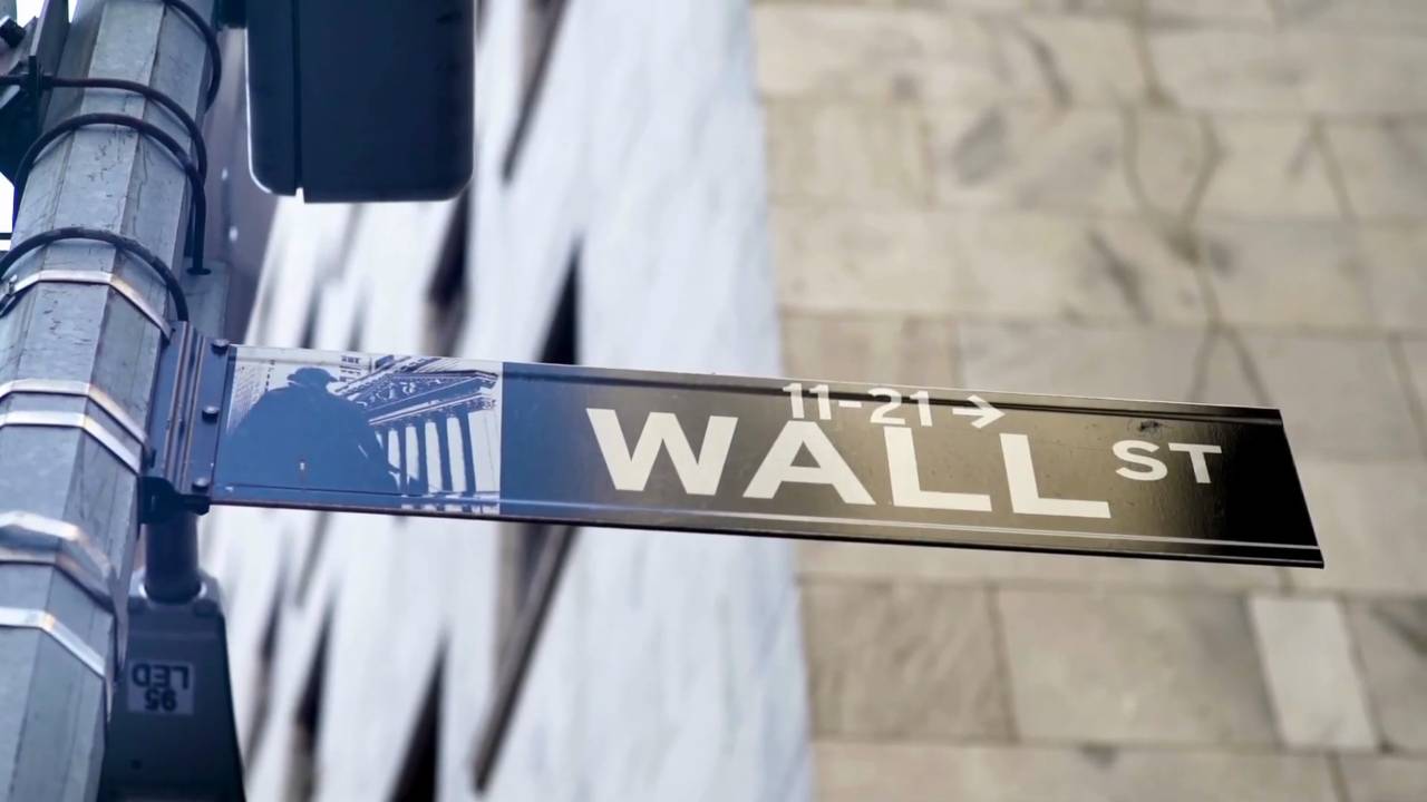 Discount brokerage revolution story