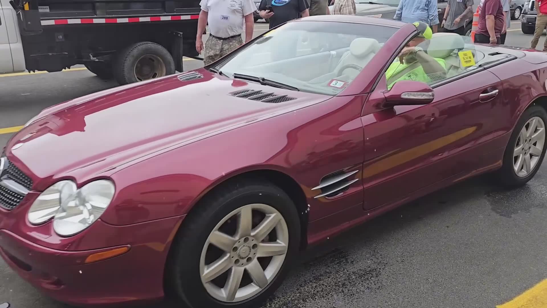 All the reasons to stay away from this Mercedes