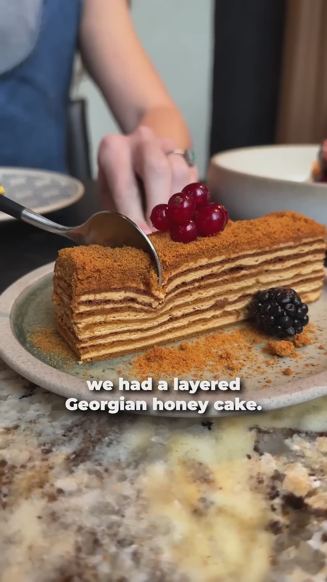 Tradisjonell vs. moderne georgisk mat i Riga – vår guide