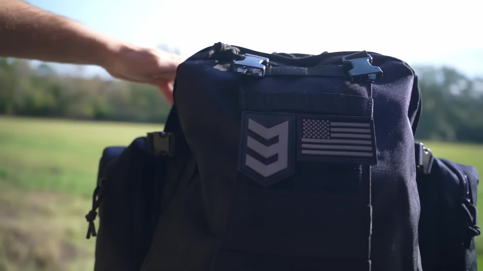 Ex-CIA officer's complete evacuation pack blueprint covering all survival categories from shelter to first aid