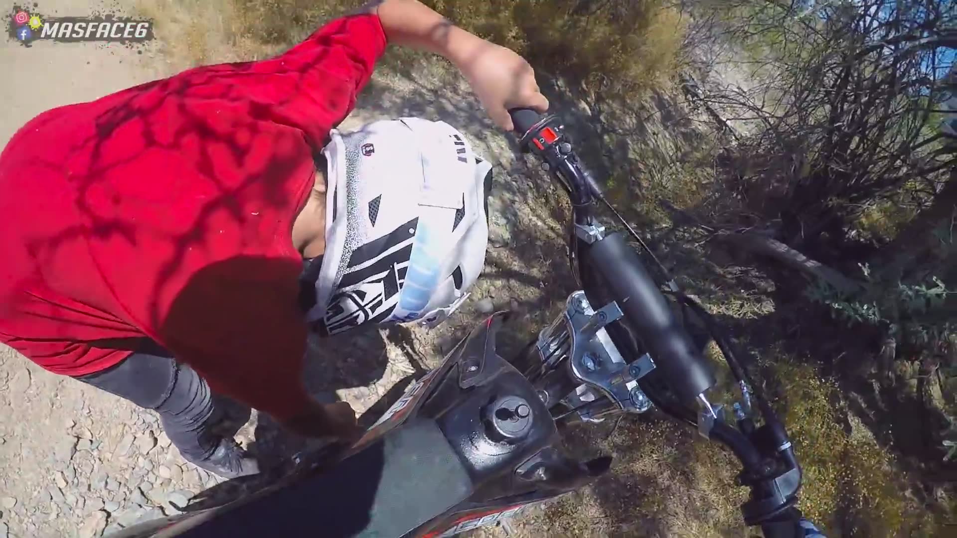 Young prodigy demonstrates exceptional off-road motorcycle control beyond years