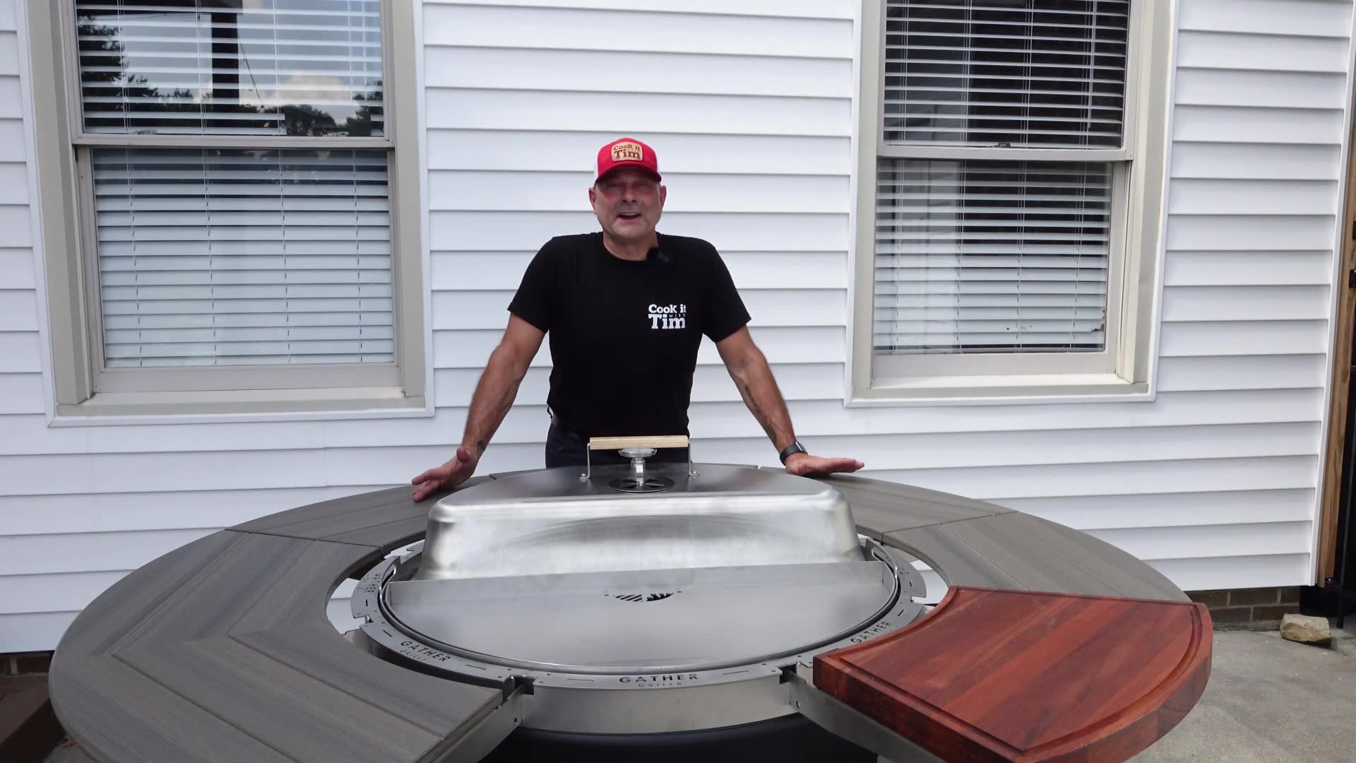 New portable grill perfect for tailgating season