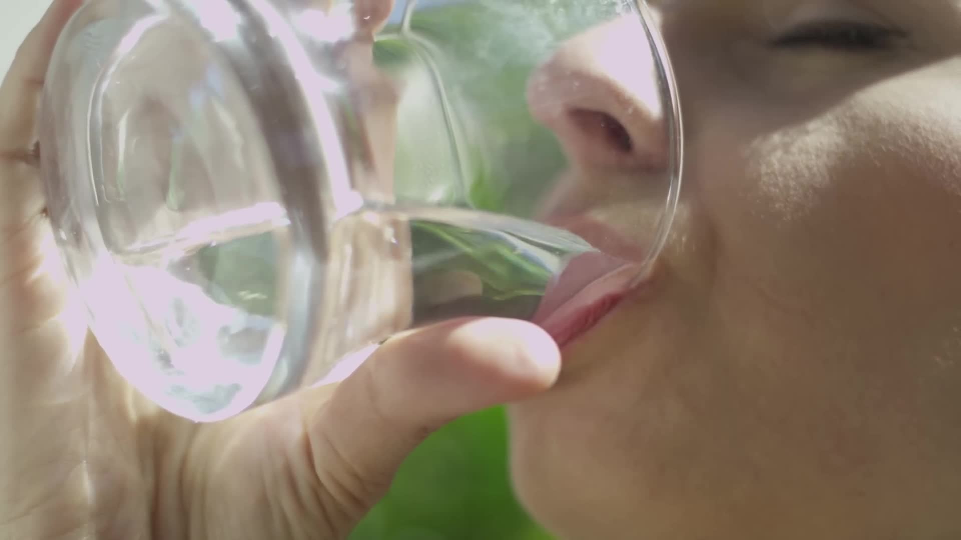 Hydration requirements for optimal kidney function