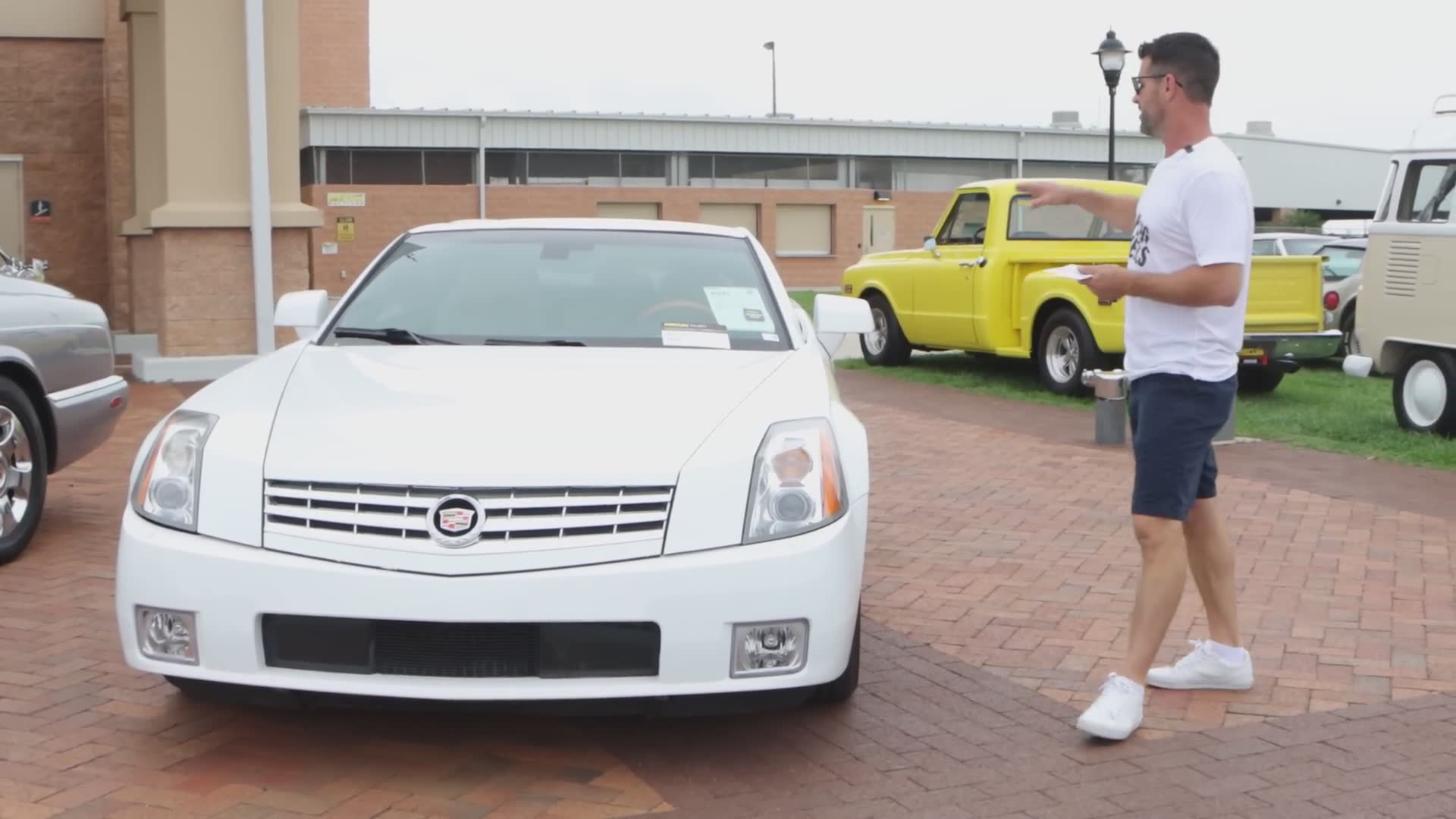 10 surprising cars you can buy at this car auction for under $10,000