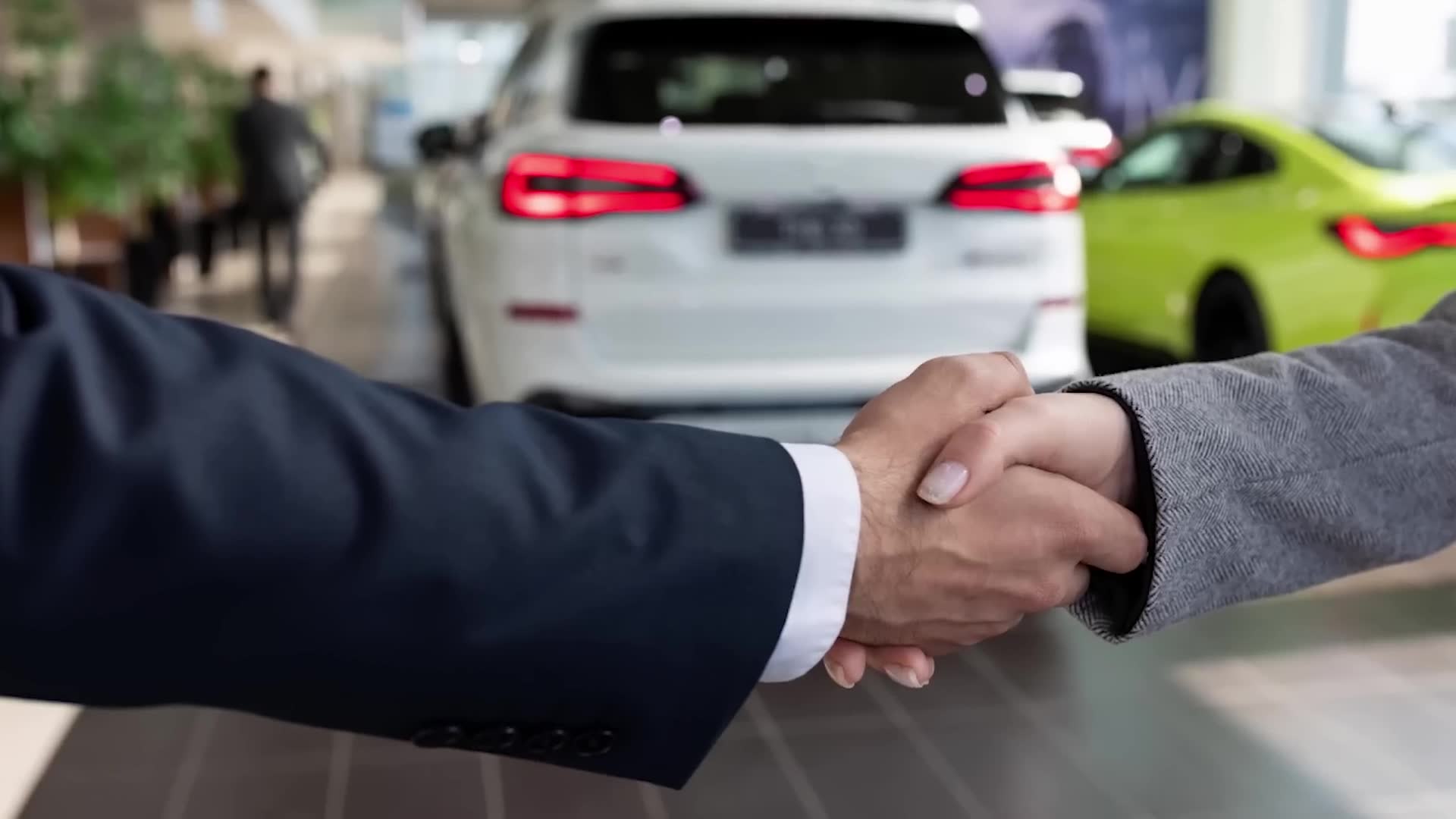 Initial dealership vehicle sale encounters problems