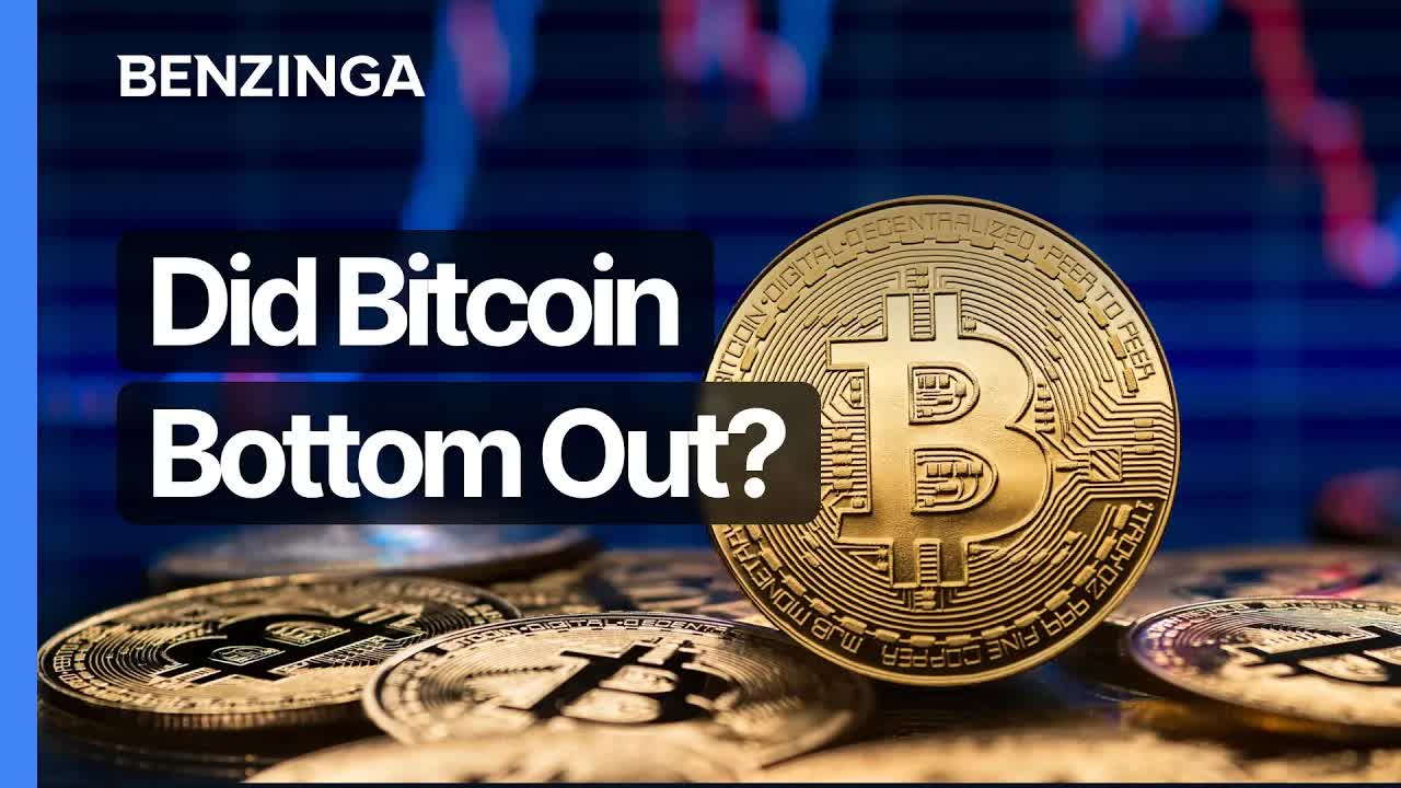 Bitcoin Holding Key VWAP - Is the Rally About to Return?