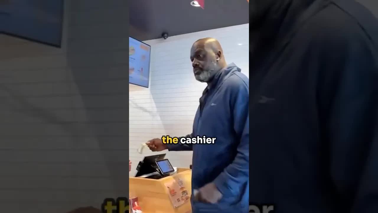 Cashier Checks Shaq’s $100… at Shaq’s Restaurant