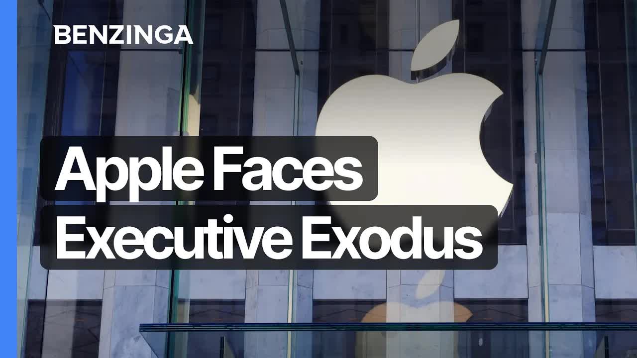 Leadership Change at Apple: Catalyst for Innovation or Trouble Ahead?