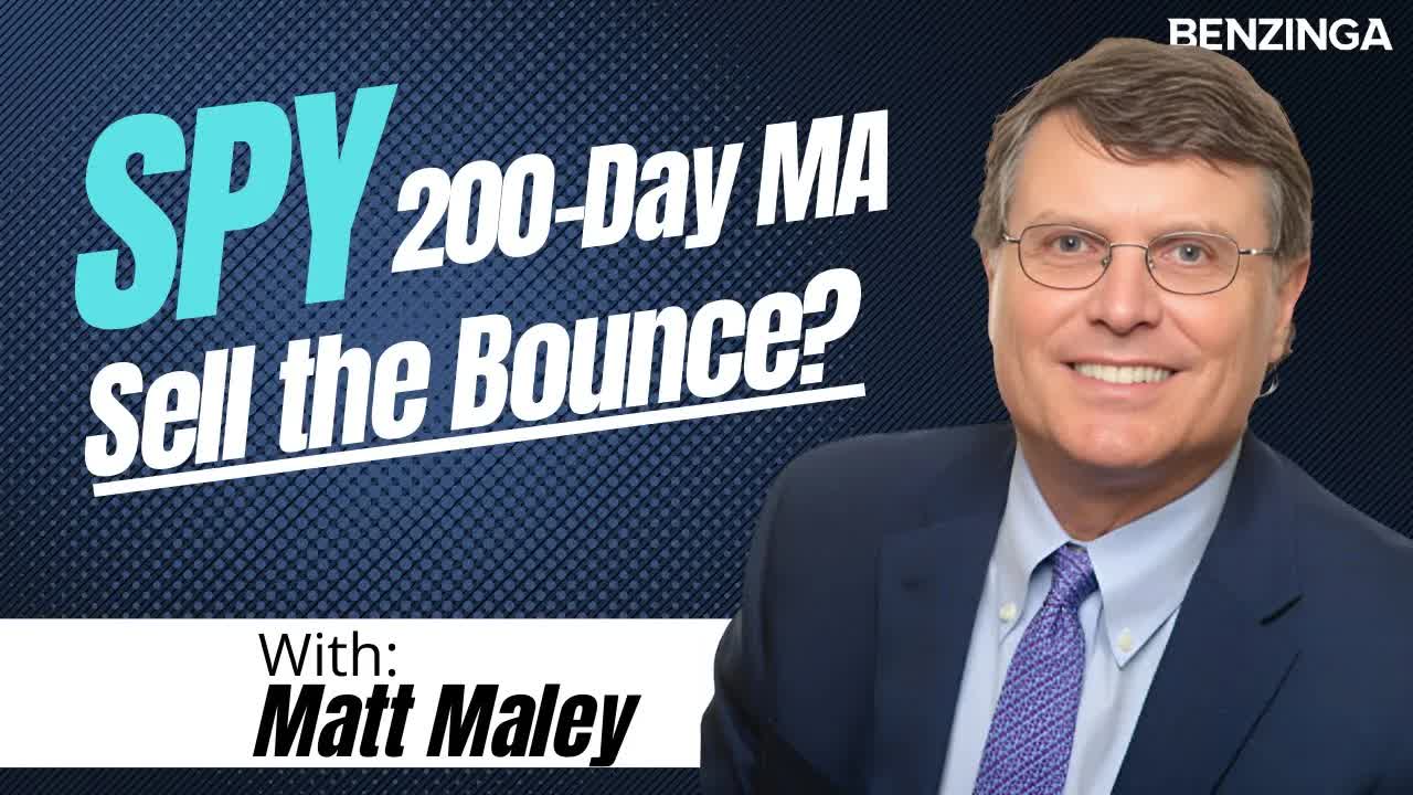 SPY Faces the 200-Day Wall – Time to Go Short? ⚠️💡