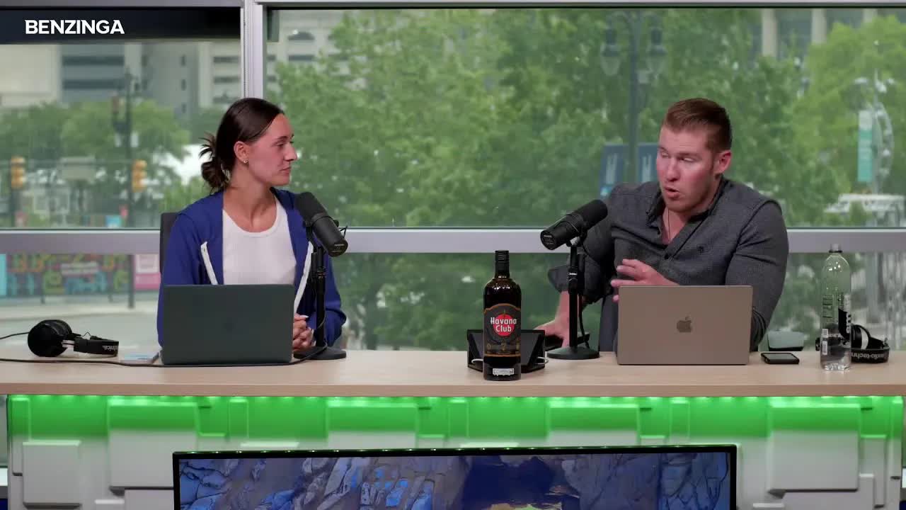 Benzinga Buzz: State of the office with Carley & Michael