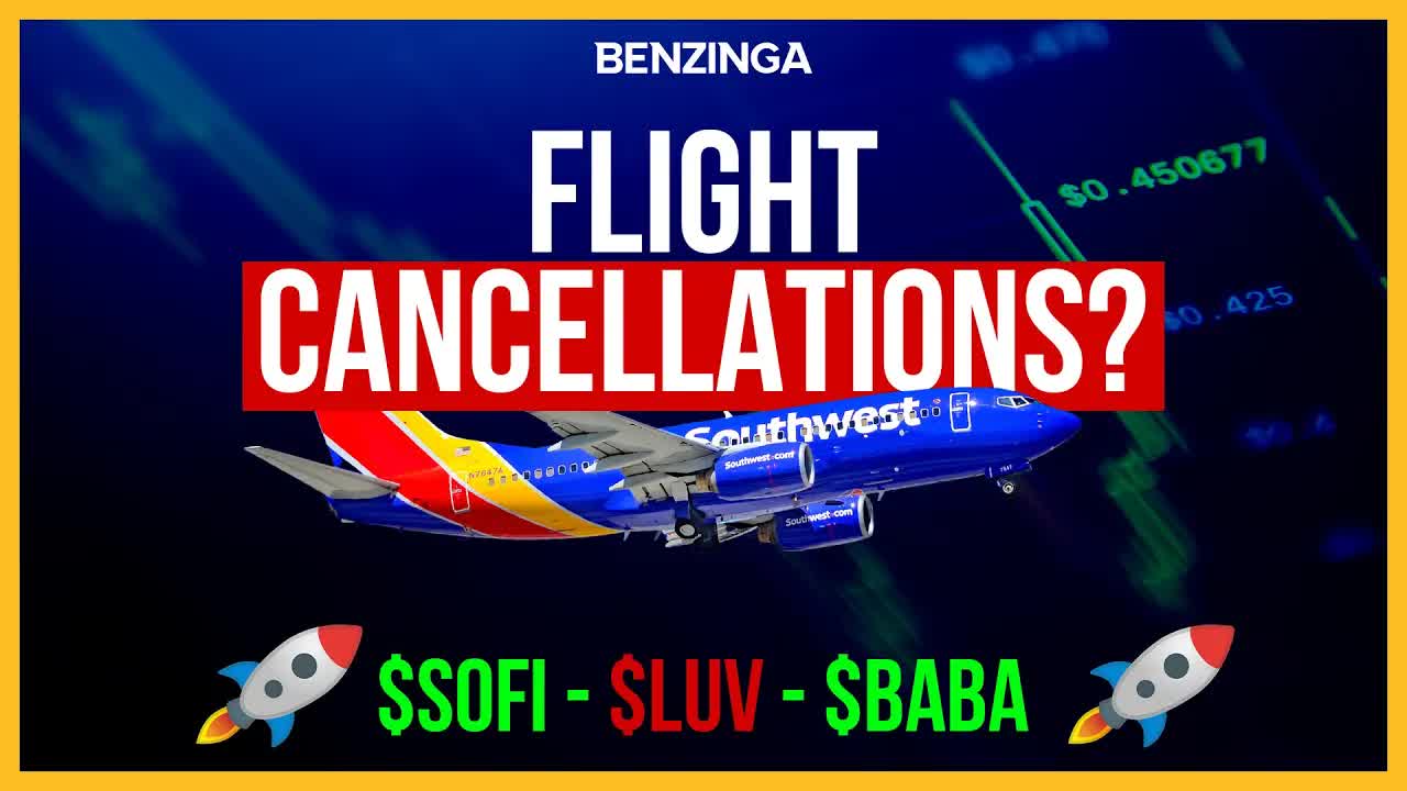 Is Southwest The Worst Airline? $LUV | Power Hour | Stock Market Live 🚨