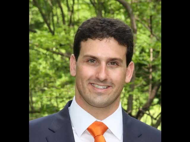 Evan Schnidman, founder and CEO of Prattle- PreMarket Prep for December 18, 2015