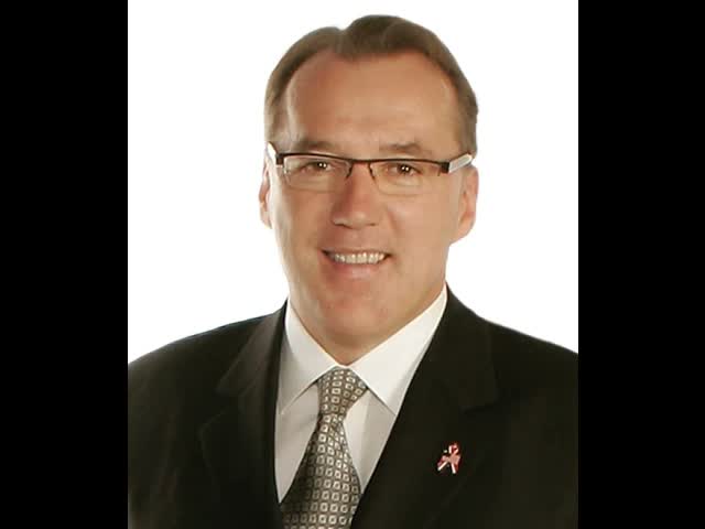 Frank Holmes, CEO and CIO of U.S. Global Investors - #PreMarket Prep for July 23, 2015