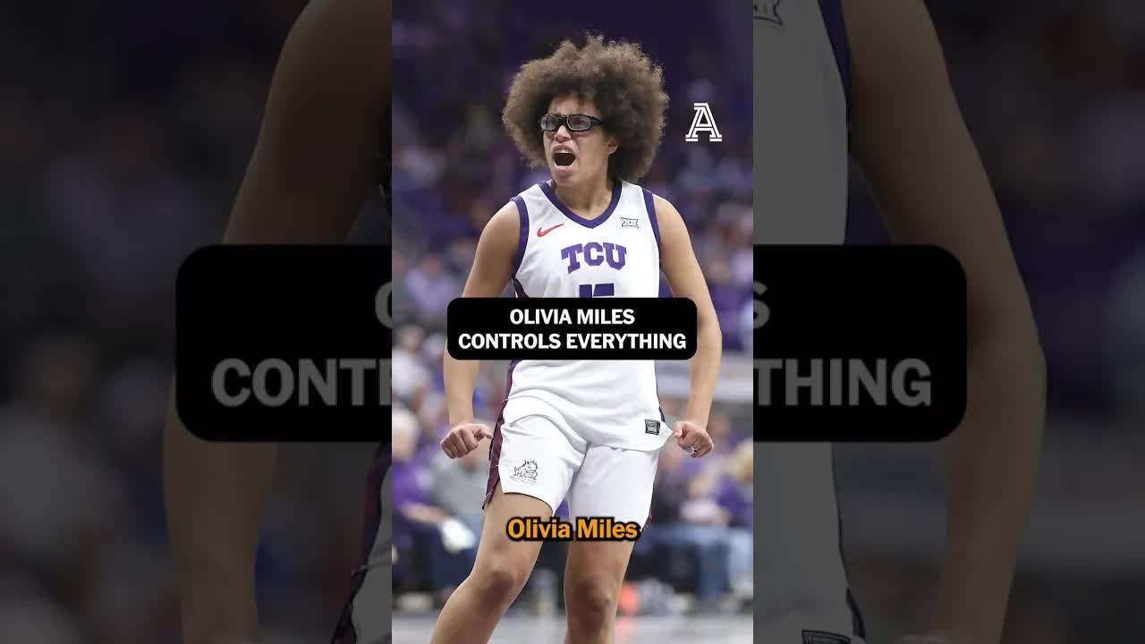 The best pick and roll in college basketballl