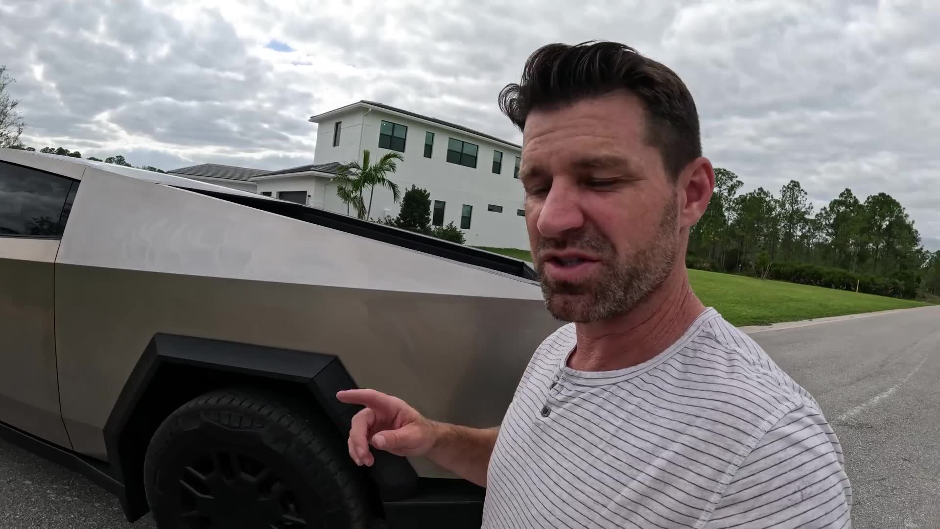 My Tesla Cybertruck won't sell at auction
