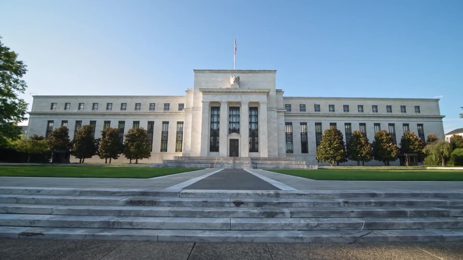 Comparing inflation control between emerging and developed economies