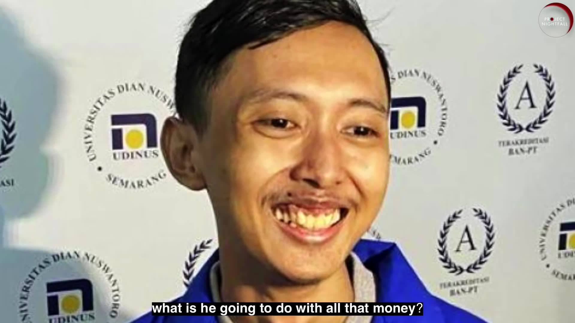 How did this guy become a millionaire just by selling selfies