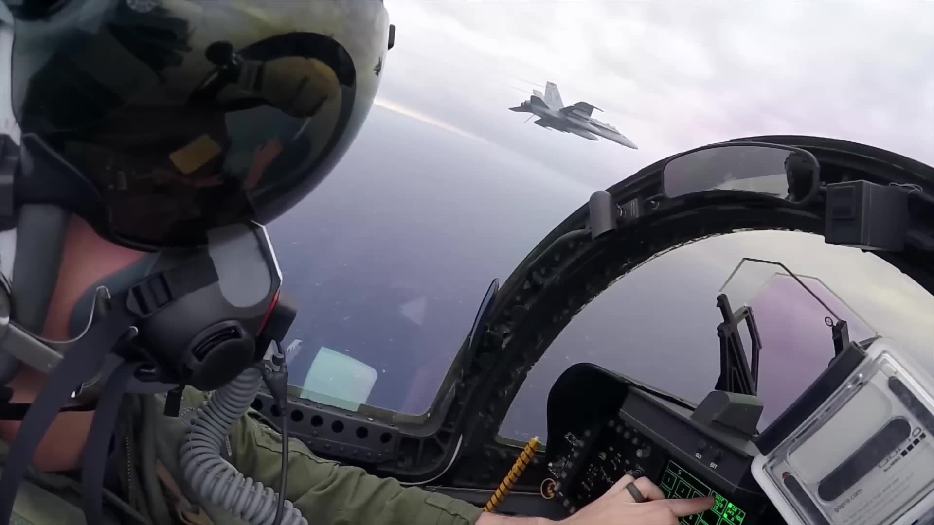 Polish fighter confronts Russian aircraft