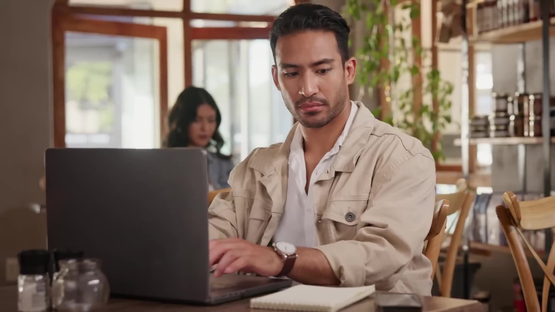 Complete disappearance strategy for escaping dangerous former relationships