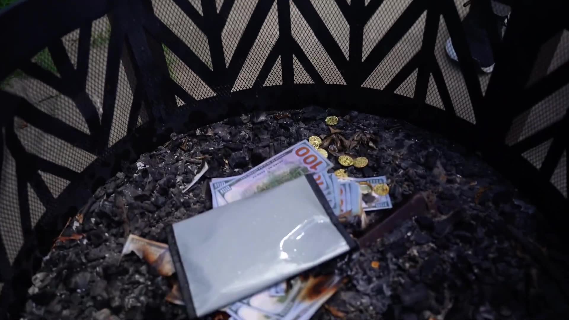 Testing fire-resistant storage protecting substantial currency amounts