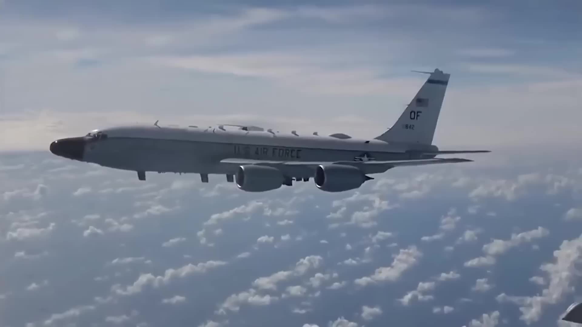 Fighter intercept of reconnaissance aircraft over international waters