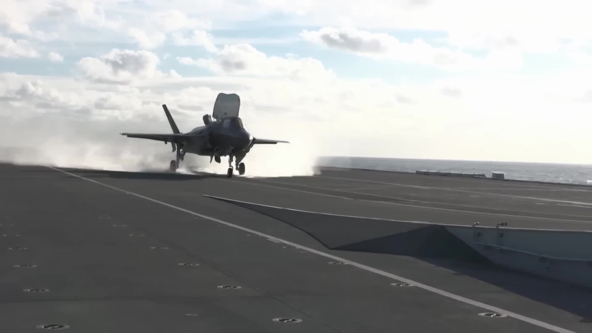 Carrier aircraft ditches during flight operations