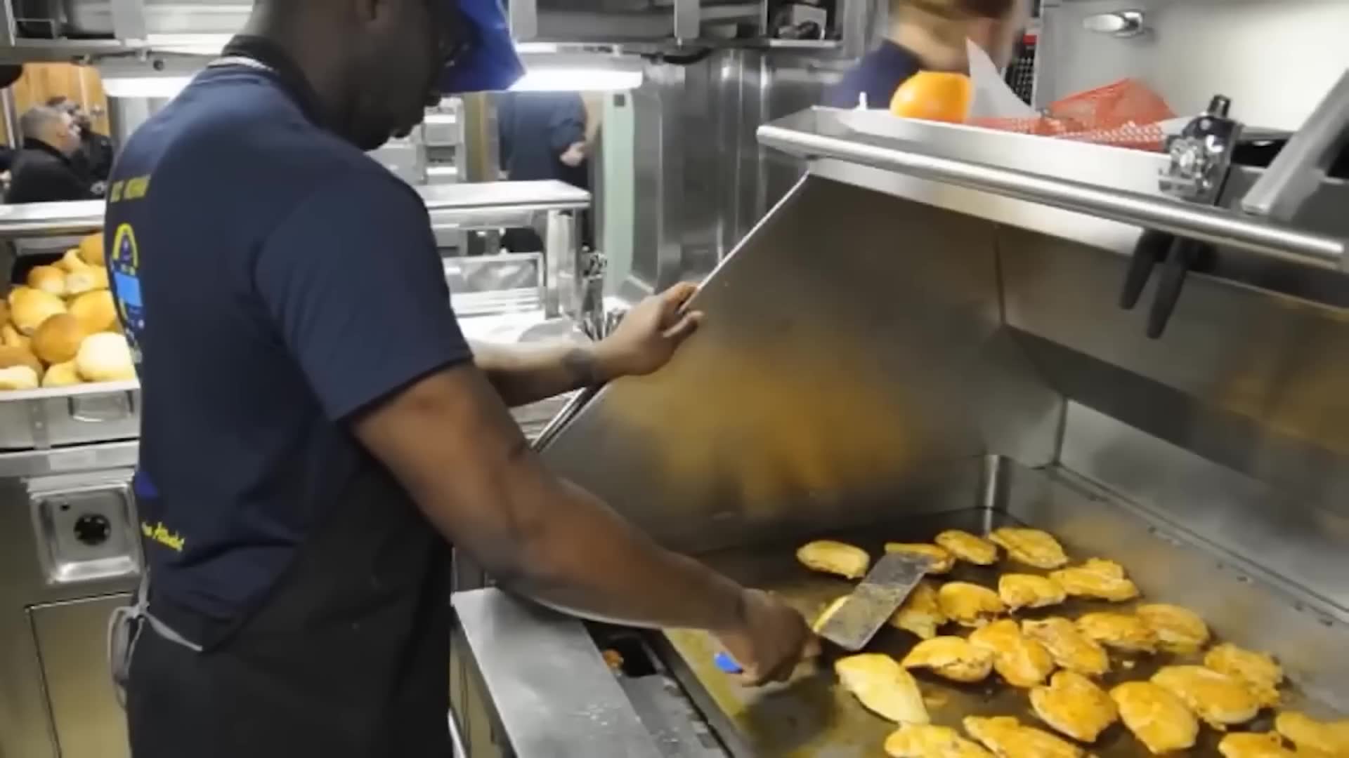 Extended underwater deployment meal preparation techniques