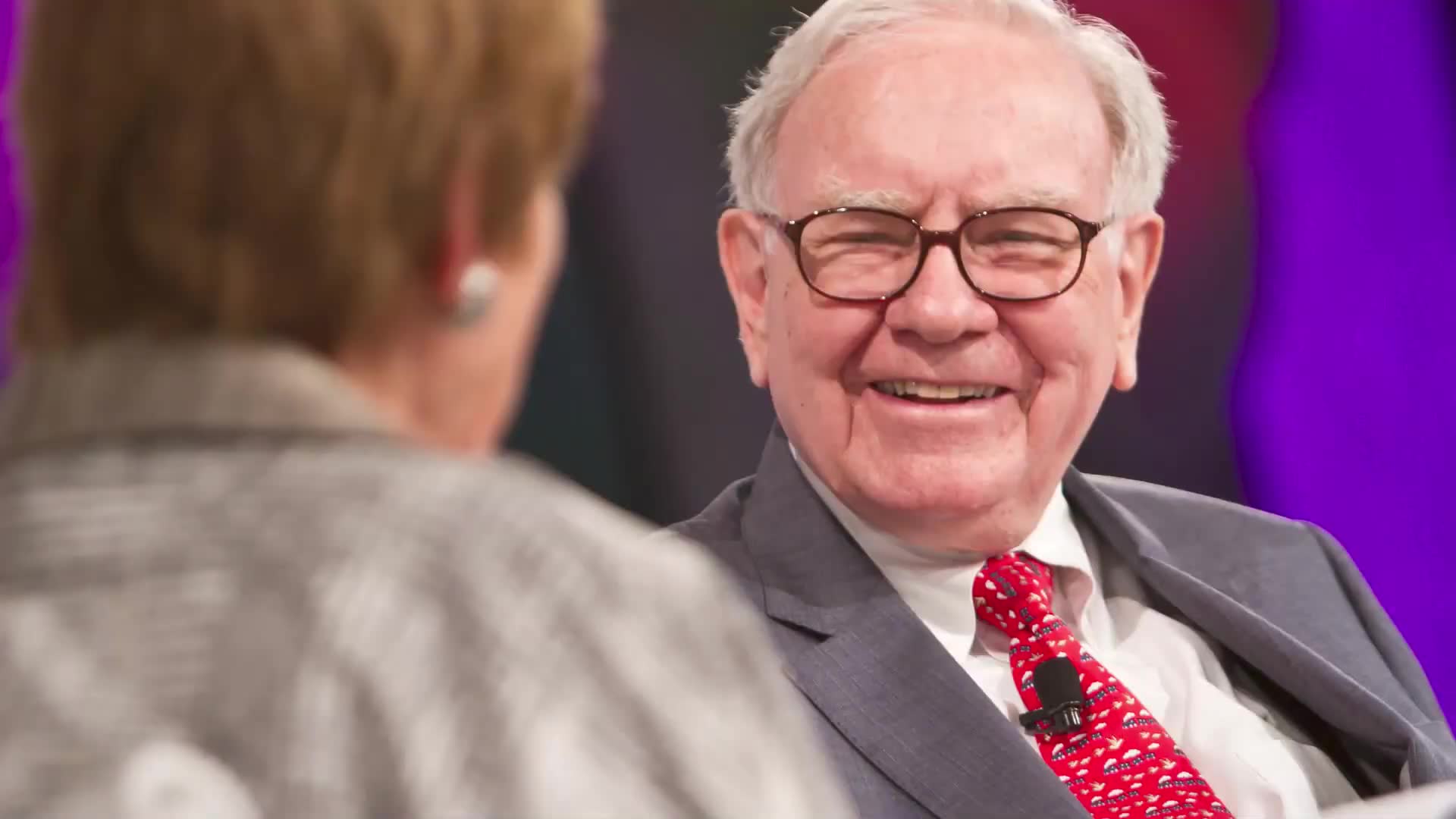 Warren Buffett's favorite valuation metric shows equity overvaluation