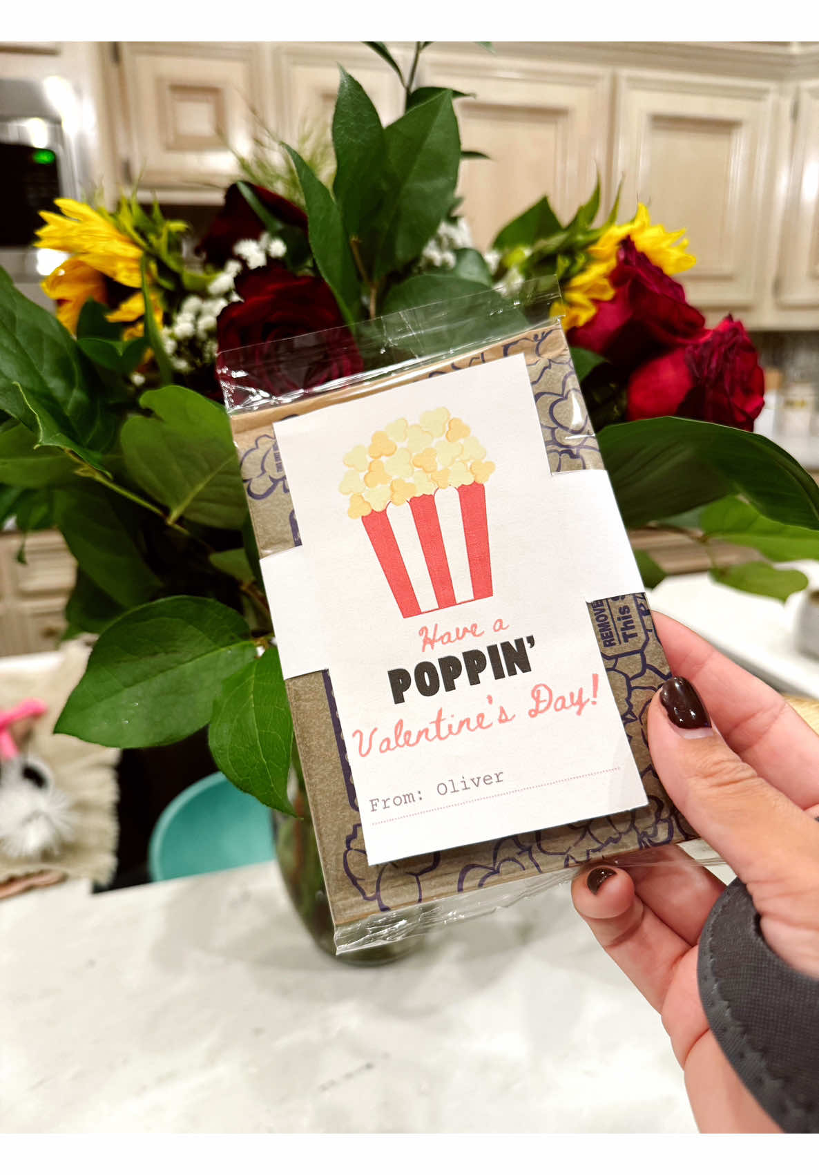 Receiving sweet poppin valentines day popcorn gift from oliver with flowers bouquet
