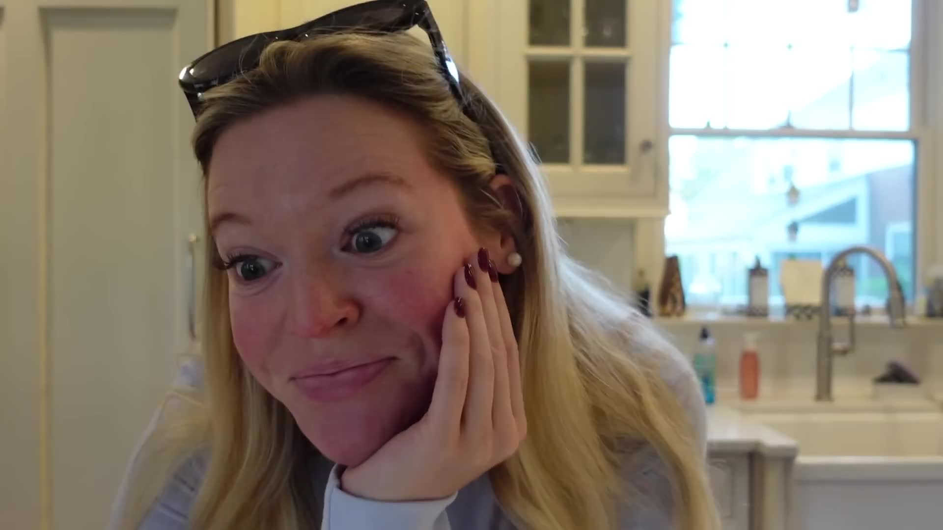 Full day of eating from breakfast to dinner in vlog format
