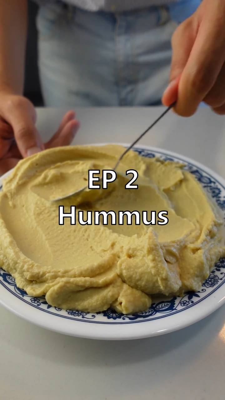 Creamy homemade hummus recipe beats the tub from the store