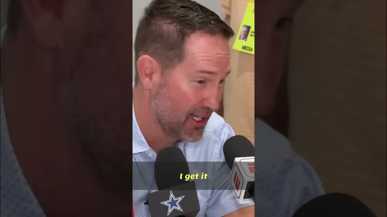 Coach's Personal Touch: Connecting with Dak & The Team #shorts