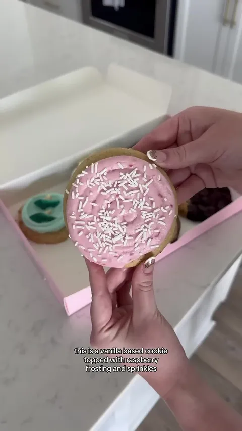 Trying every flavor from this week's cookie lineup with real opinions