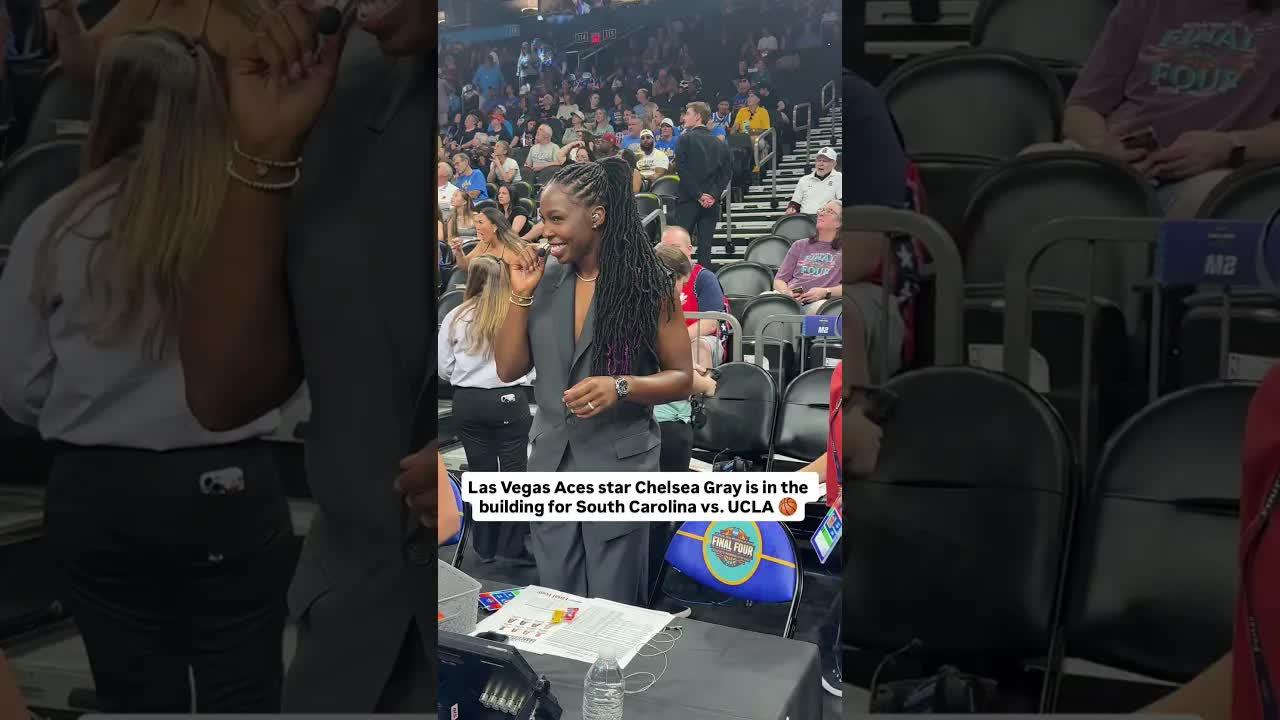 Chelsea Gray in the house! #southcarolinawbb #uclabruins #finalfour #ncaaw #chelseagray