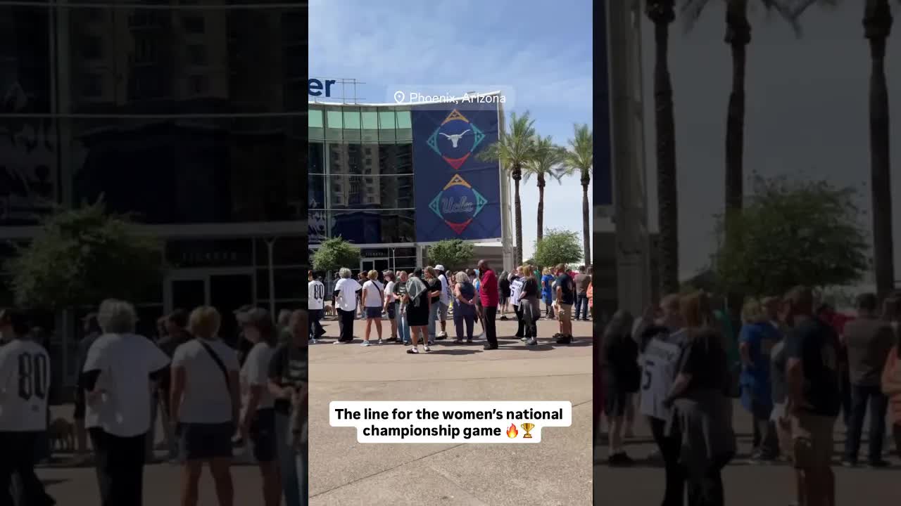 Outside the title game! #southcarolinawbb #uclabruins #finalfour #ncaaw