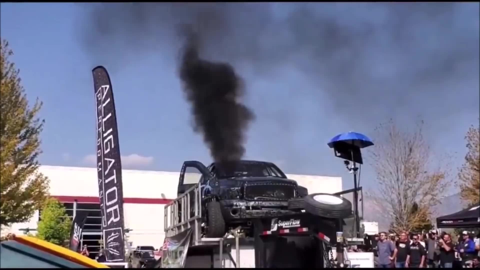 Comparing Cummins and Powerstroke diesel engine swaps in F-350