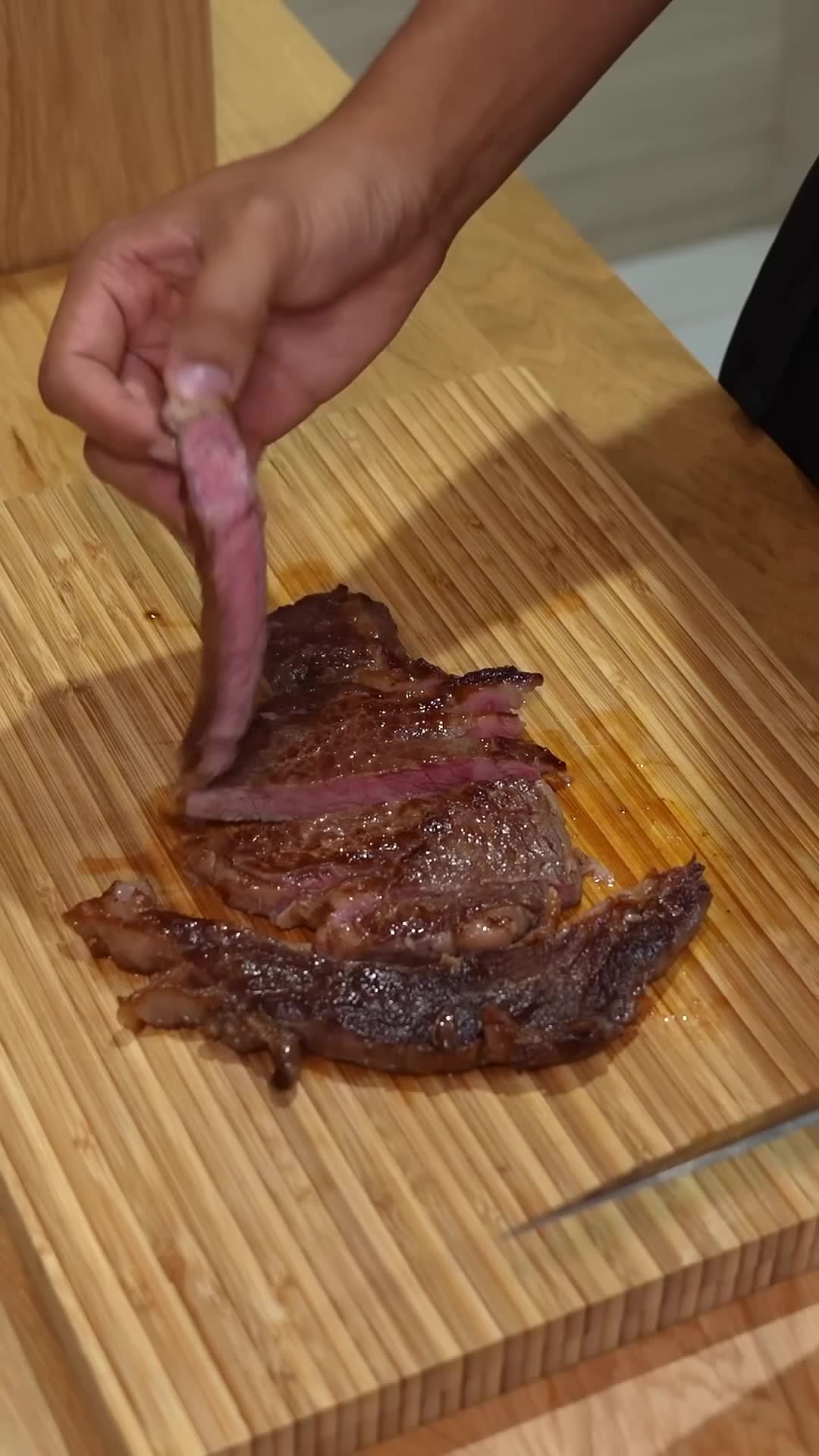 Apartment-friendly method for cooking steak without drama