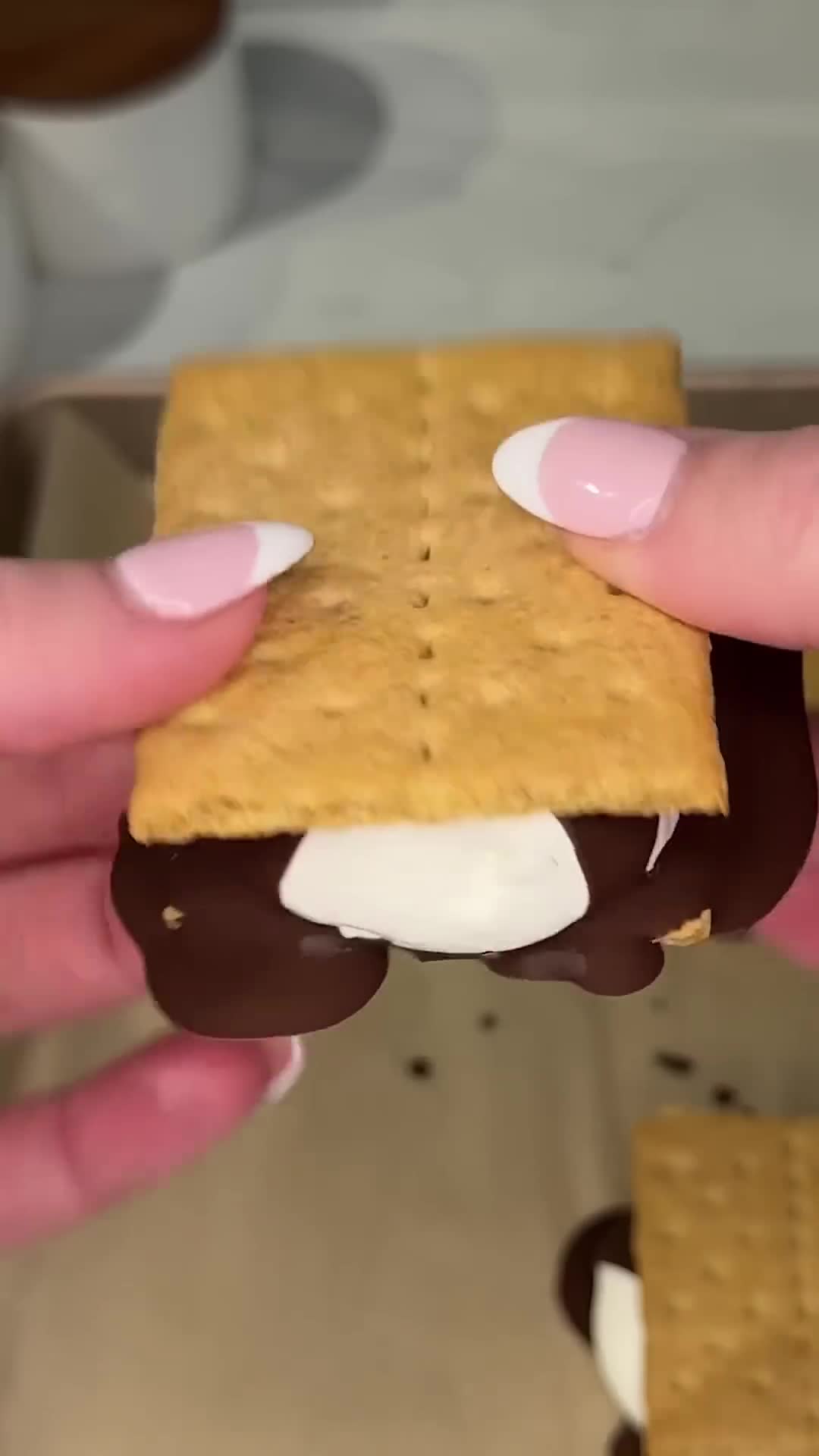 Chilled s'mores variation maintains chocolate and marshmallow tradition