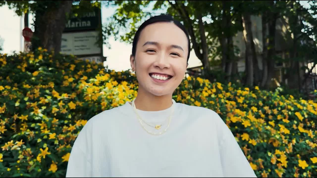 Vietnamese Immigrant Builds Dream Business With This Simple Tech Tool | Small Business Goes Big