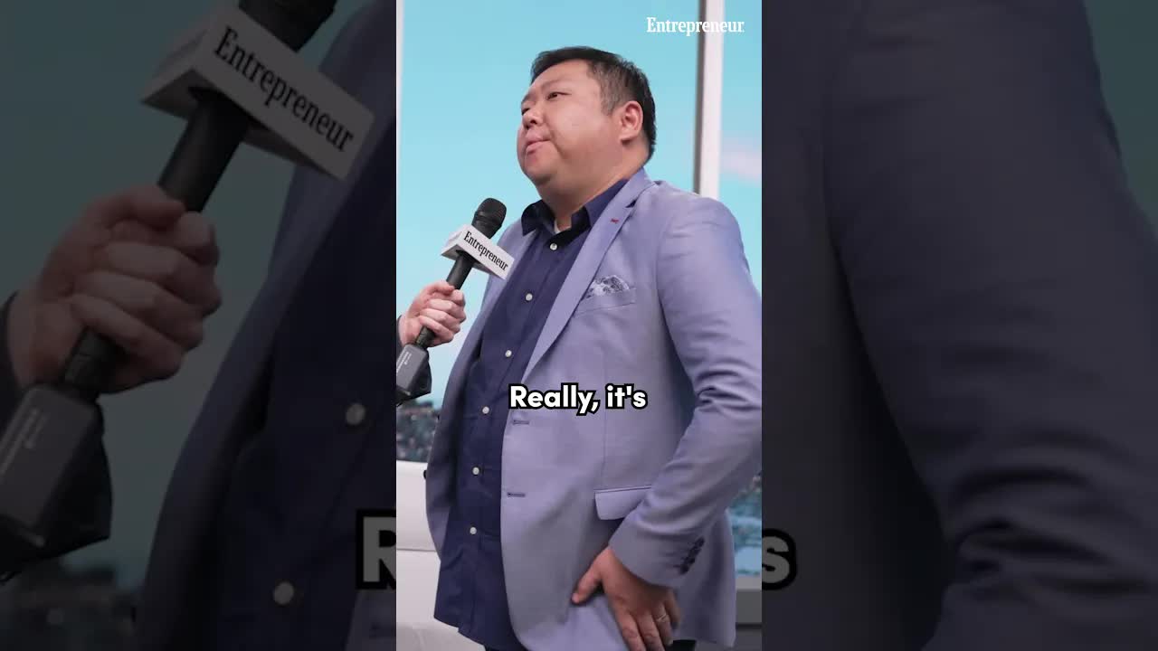 Meet Elevator Pitch Investor - Jonathan Hung