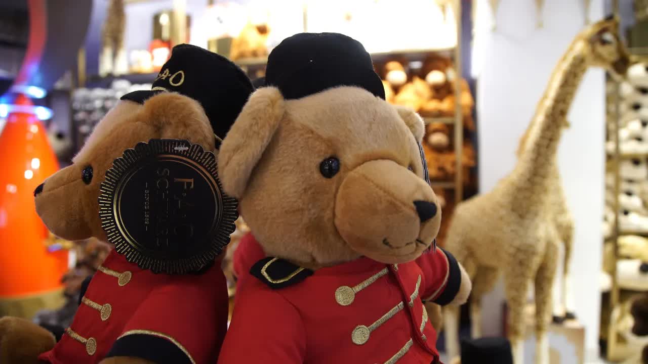 Toy Story: How FAO Schwarz Came Back to Life