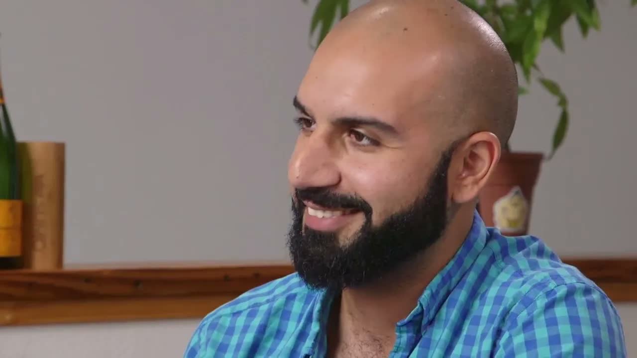 Killer Growth Strategies to Attract a Surge of New Customers | Leveling Up With Ayman Al-Abdullah