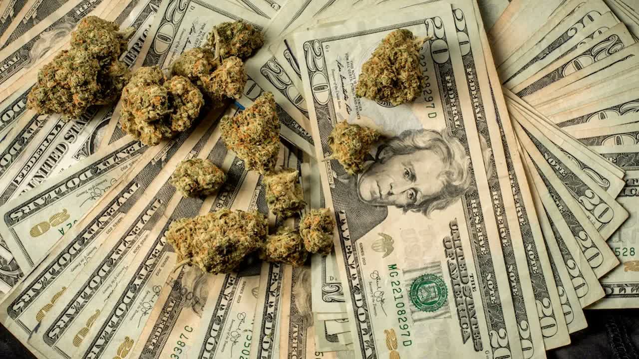 This Week in Weed: LA Banks on Pot, and the UK says 'OK' to Medical