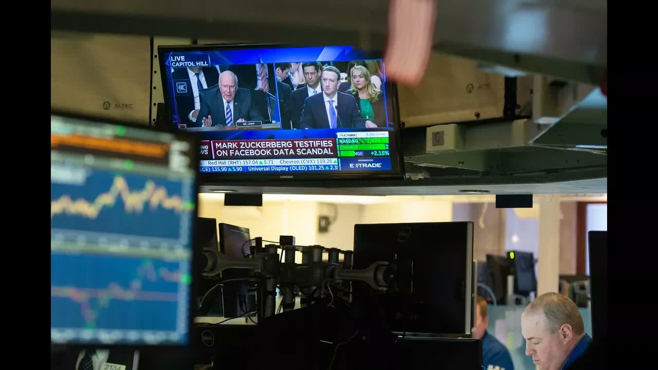 Facebook Beats Expectations and Nintendo Rakes in the Cash! 3 Things to Know Today.
