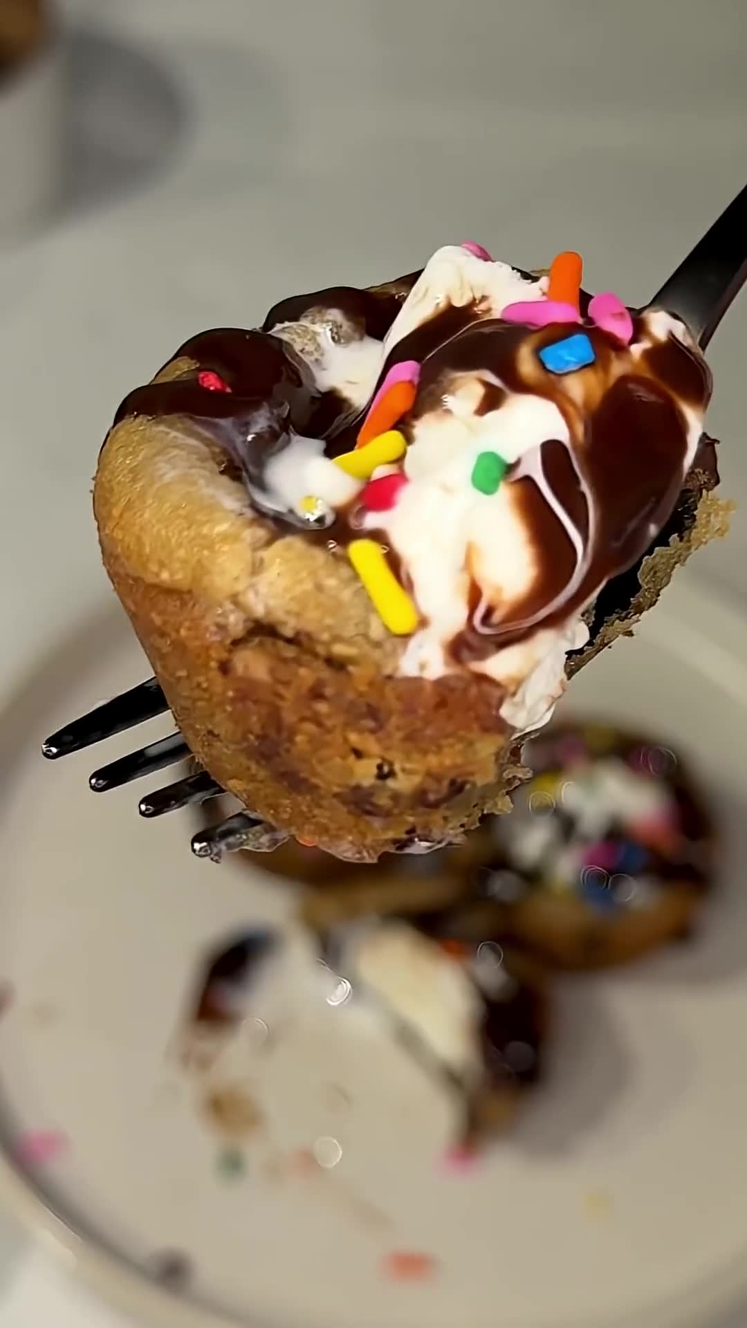 Edible cookie bowls hold ice cream for ultimate dessert combination