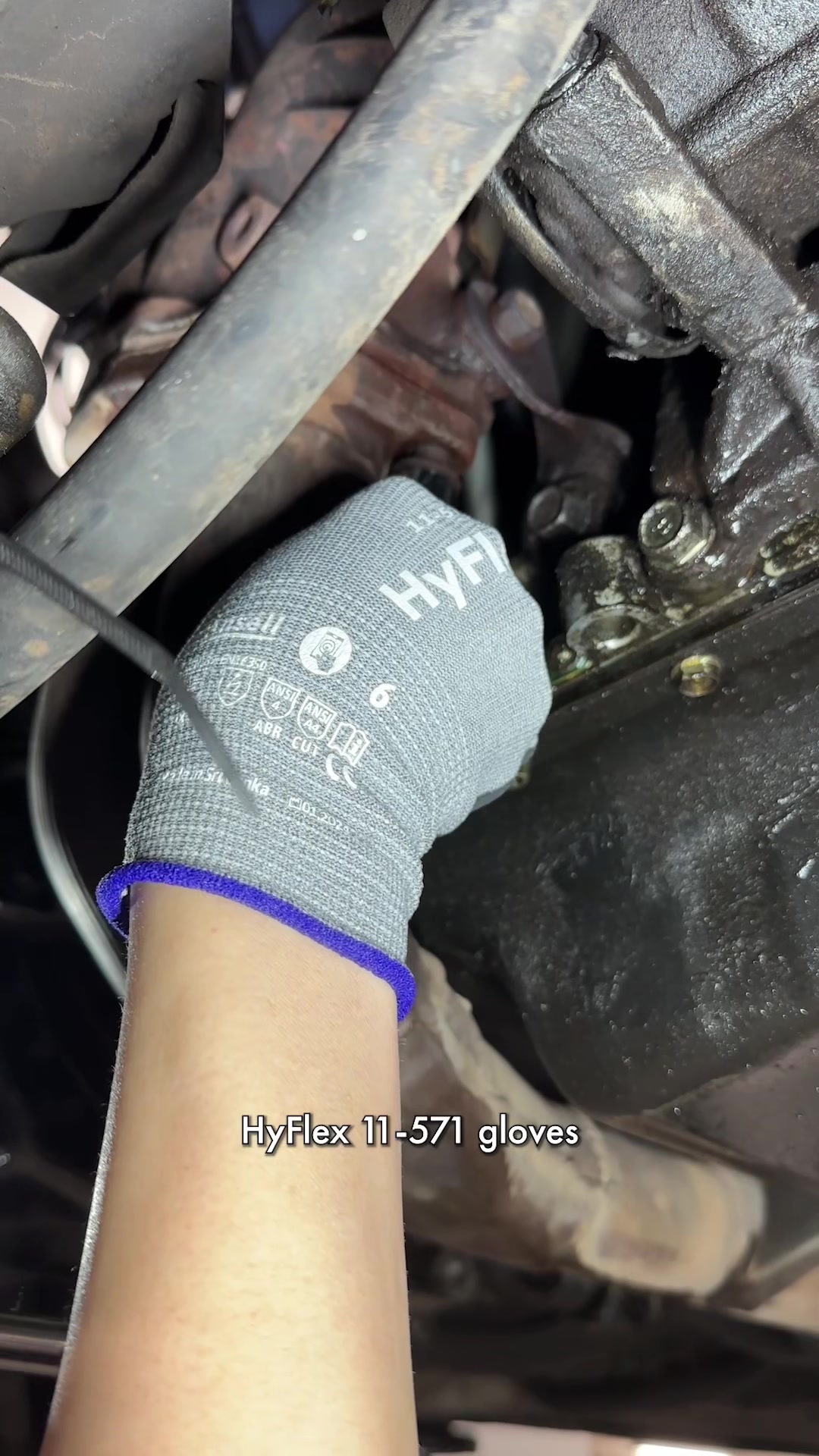 Eliminating dangerous exhaust gases from my classic Acura with new gloves