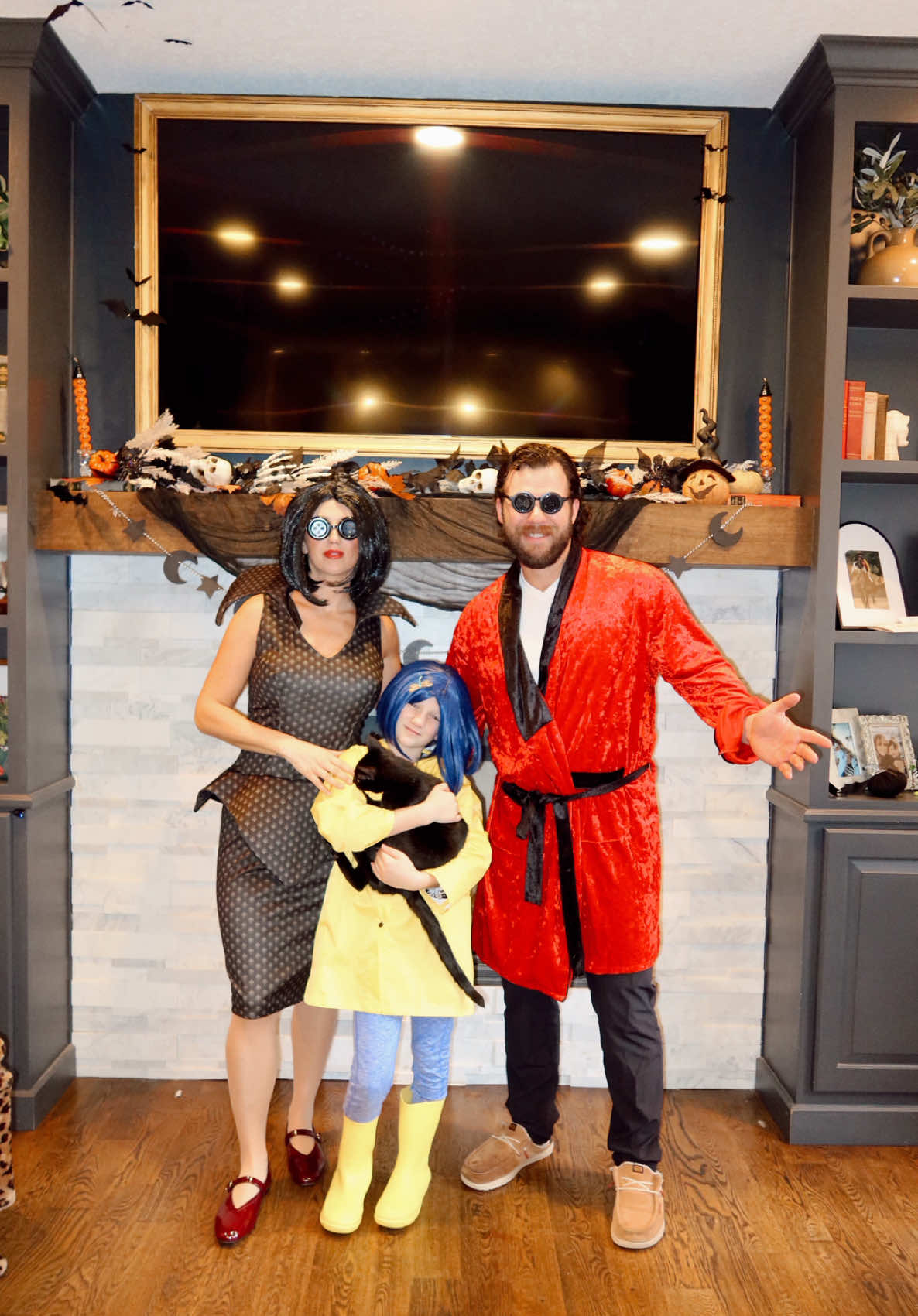 Character cosplay with family members performing memorable scenes